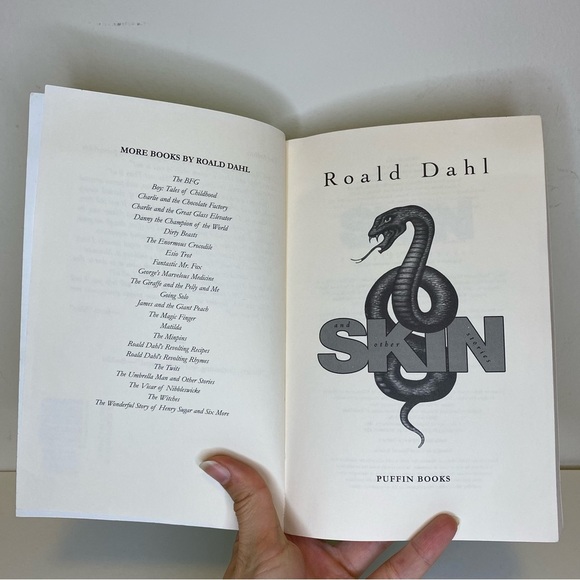 FREE W PURCHASE Skin & Other Stories Roald Dahl Puffin Books Young Readers 2002 - Picture 2 of 9
